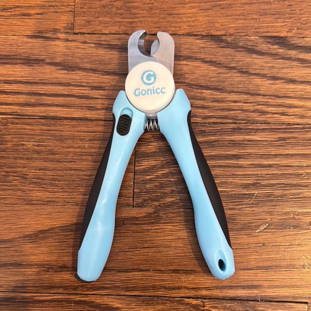 Gonicc Blue and Black Pet Nail Clippers